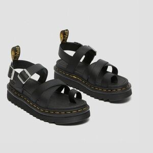 DR MARTENS Avry Hydro Platform Toe Loop Sandal Black Leather Dual Buckle Sz. 7